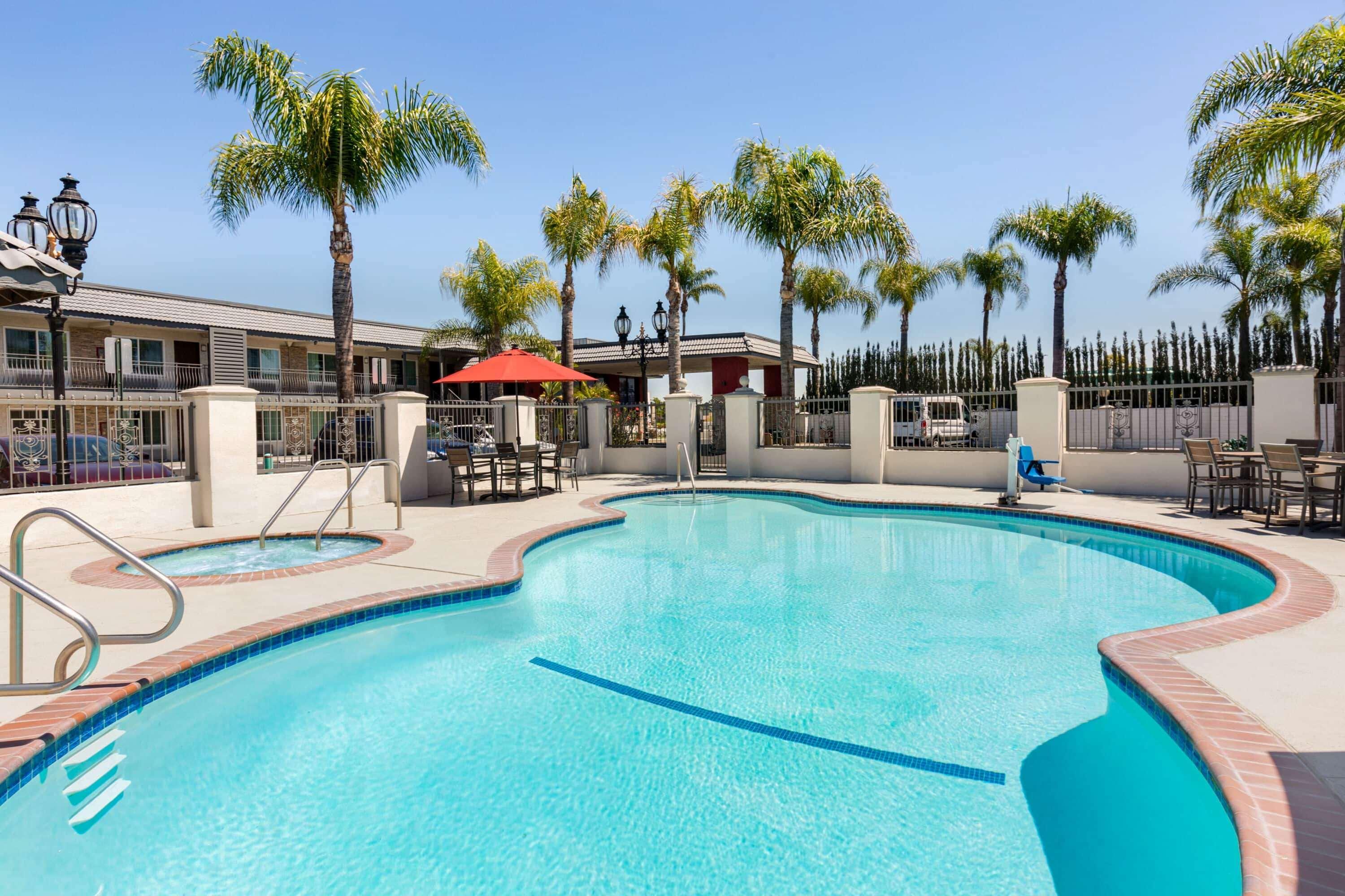 Days Inn & Suites By Wyndham Anaheim At Disneyland Park Luaran gambar